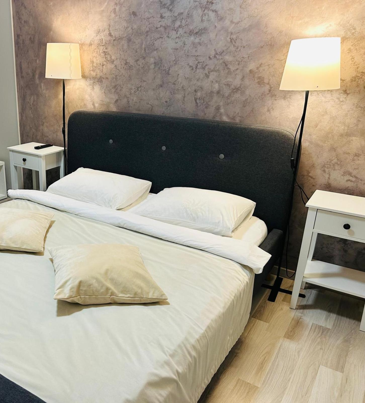 Отель New House Сибиу Экстерьер фото