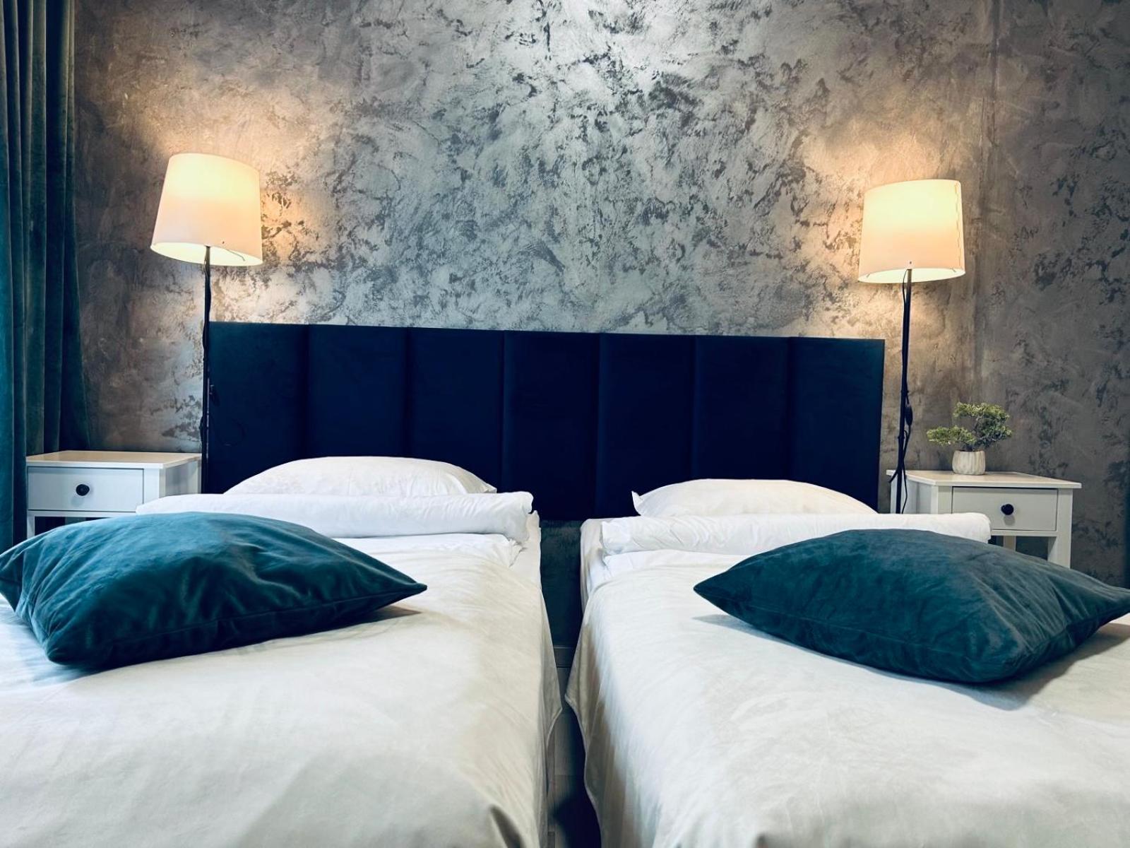 Отель New House Сибиу Экстерьер фото